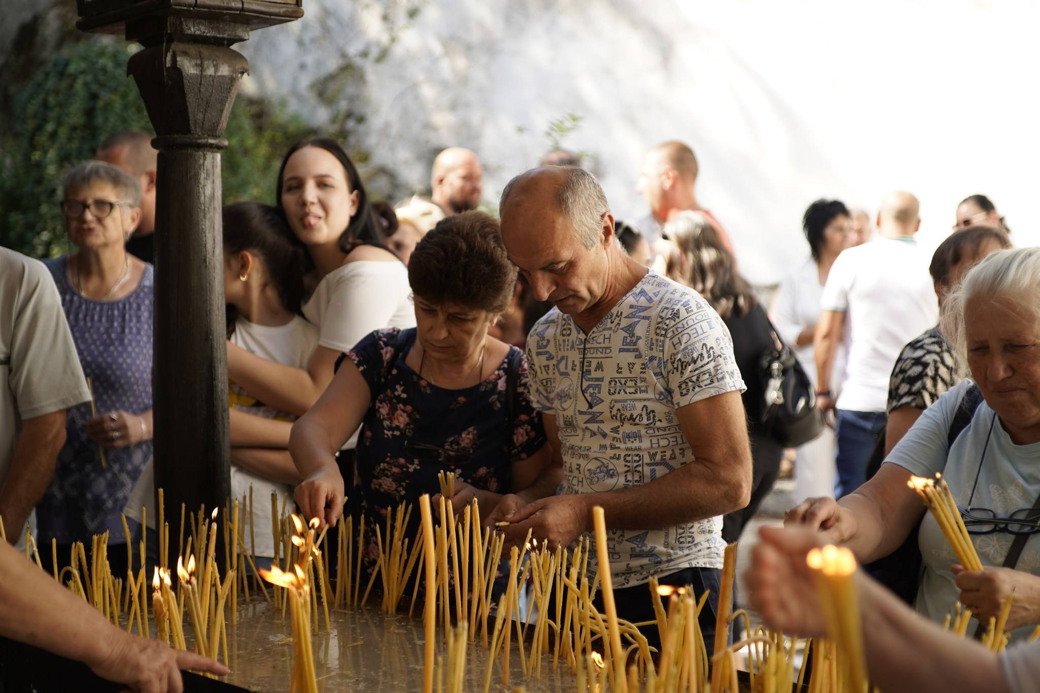  Стотици миряни почетоха храмовия празник на Черепишкия манастир 